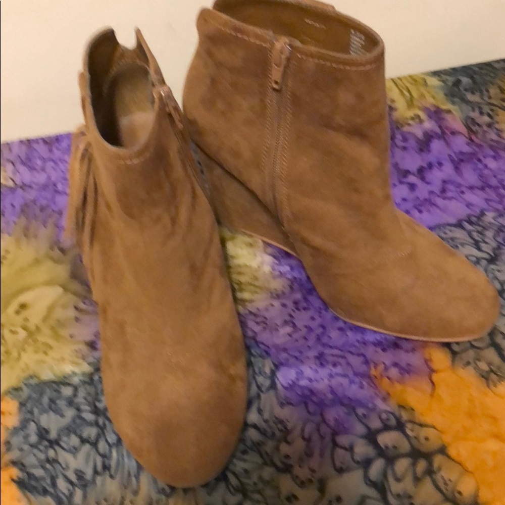 MIA WEDGE ANKLE BOOT